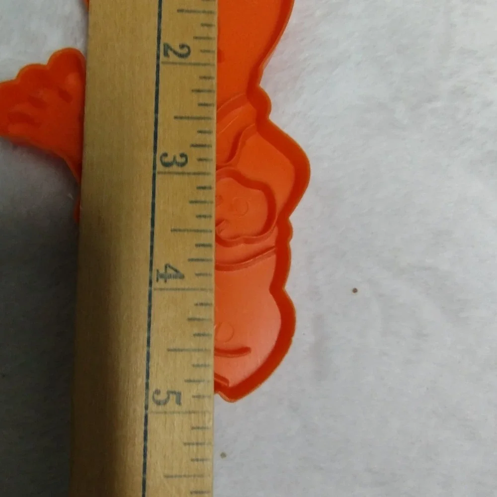 Vintage 1979 Warne Bros Cookie Cutters Set YosemiteSam PorkyPig Tweety Sylvester